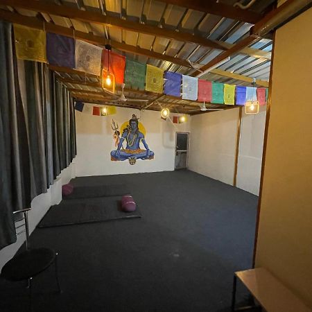 Olt Hostel Rishīkesh Eksteriør billede