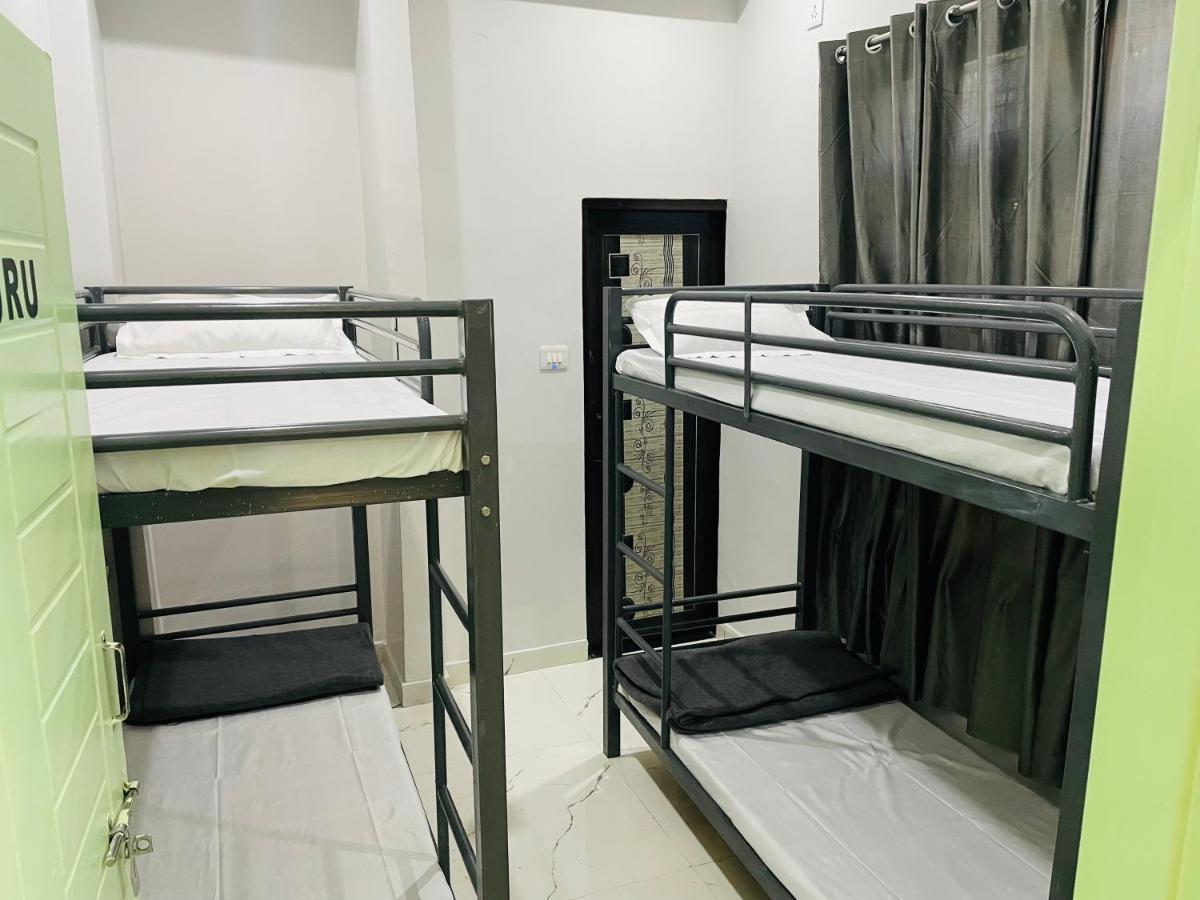 Olt Hostel Rishīkesh Eksteriør billede