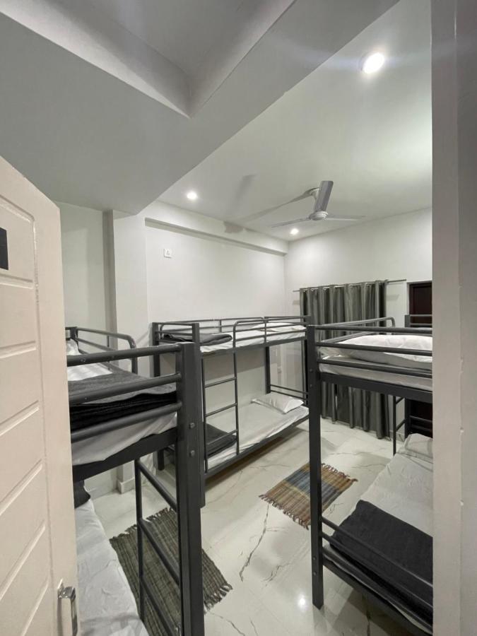 Olt Hostel Rishīkesh Eksteriør billede